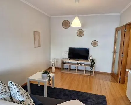 Oliveira Charm-porto شقة